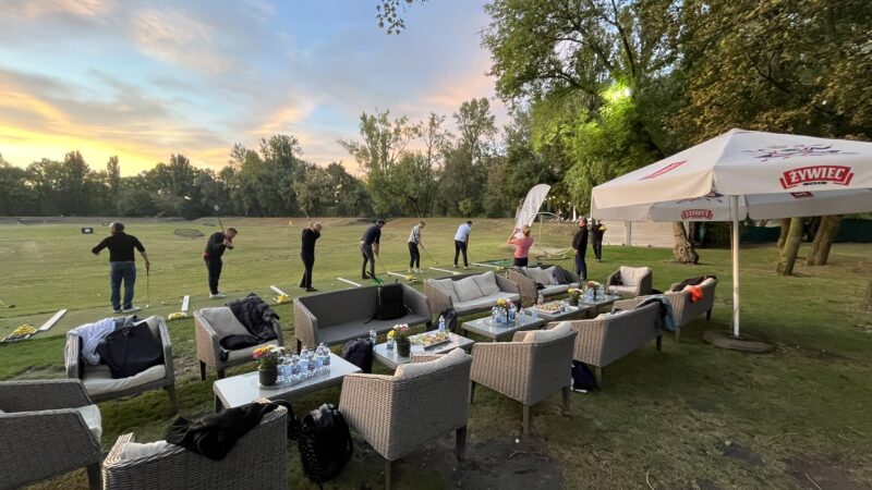 Integracja na pikniku w WaWa Golf Club przez ANQ Events
